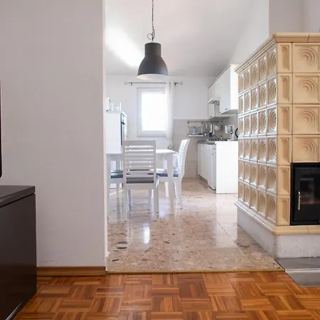 Tonko Novigrad (Dalmácia)