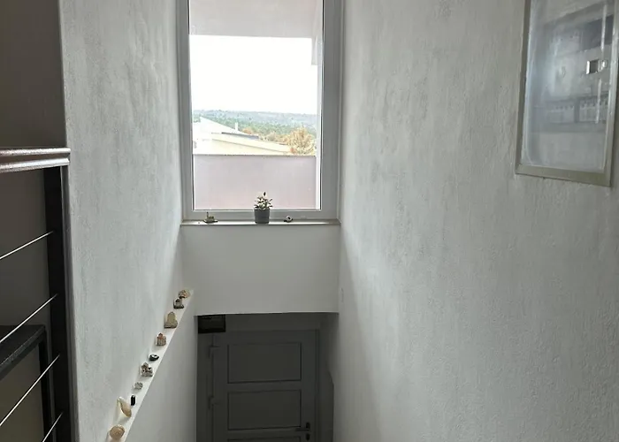 アパート Tonko ノビグラード・ダルメーシャ