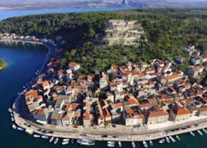 Tonko Novigrad (Dalmatia)